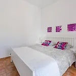 Near The Ocean And Sun Terrace Apartman