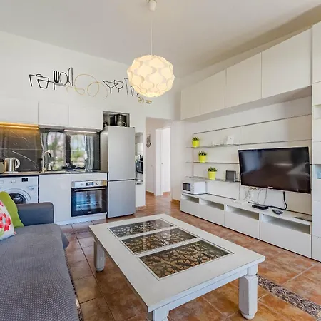 Apartamento Near The Ocean And Sun Terrace Playa de las Americas (Tenerife)